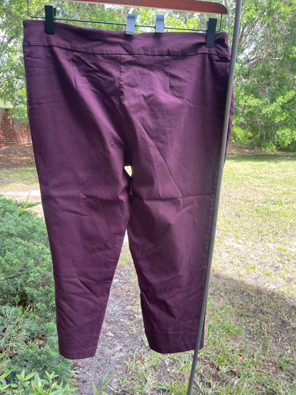 Avenue Straight Leg Pants in Deep Plum - Picture 4 of 5